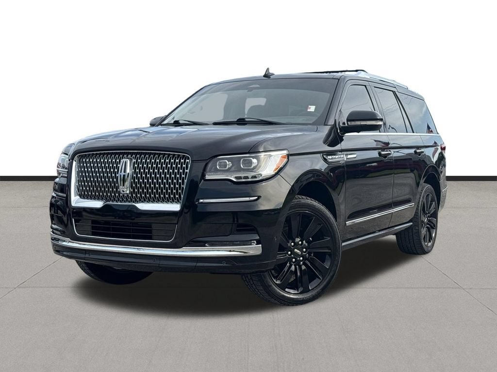 Used 2022 Lincoln Navigator Reserve AWD/4WD image 1