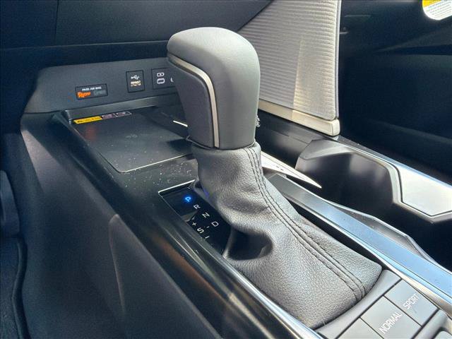Used 2026 Toyota Camry SE FWD image 30