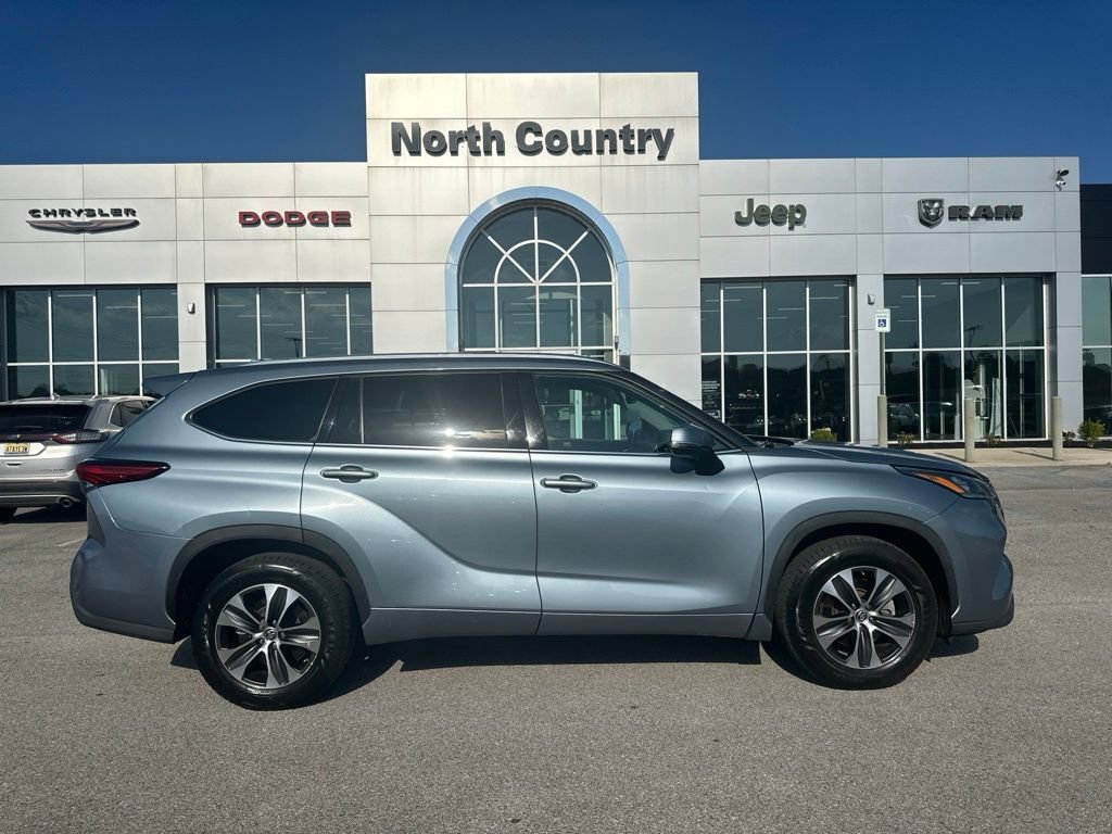 Used 2020 Toyota Highlander XLE