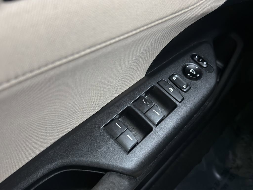 Used 2018 Honda Civic EX image 11