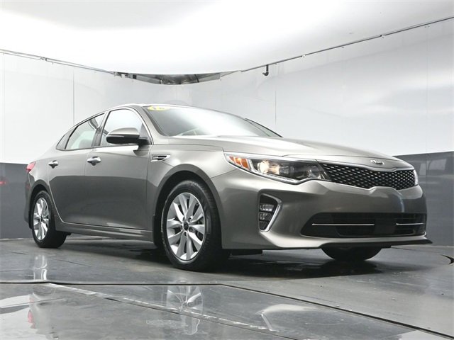 Used 2018 Kia Optima EX w/ Technology Package image 34