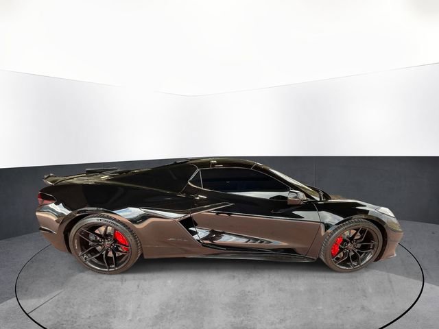 Used 2025 Chevrolet Corvette Z06 RWD image 8