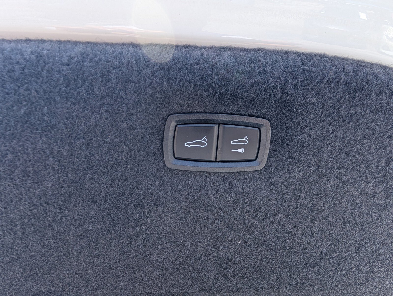 Used 2021 Porsche Taycan 4S AWD/4WD image 15