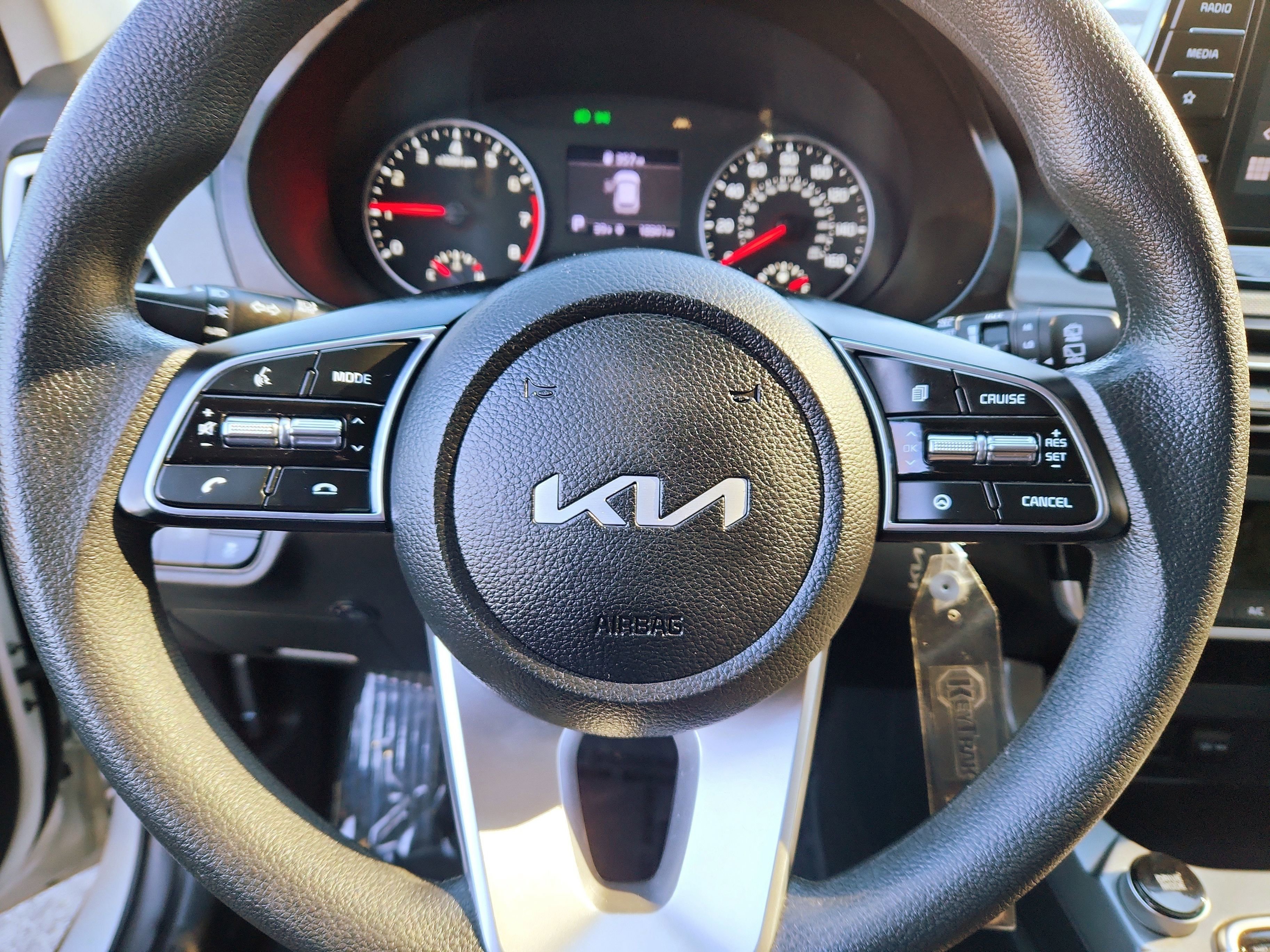 Used 2023 Kia Seltos LX image 17