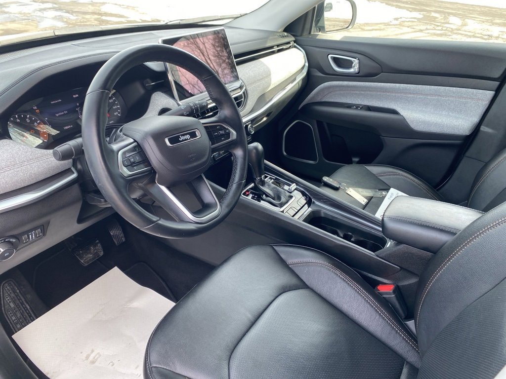 Used 2022 Jeep Compass Latitude image 21