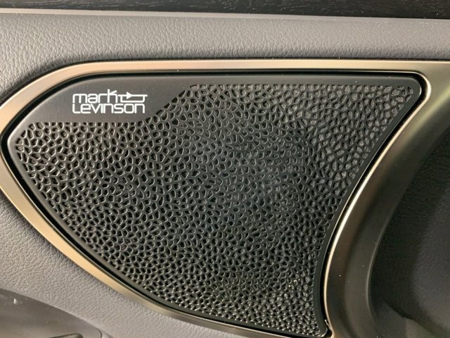 Used 2023 Lexus ES 300h Ultra Luxury w/ Accessory Package (Z2) image 18