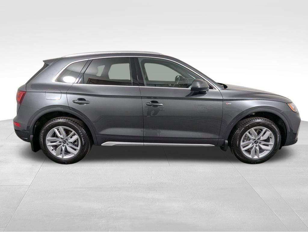 Used 2022 Audi Q5 2.0T Premium w/ Convenience Package image 23