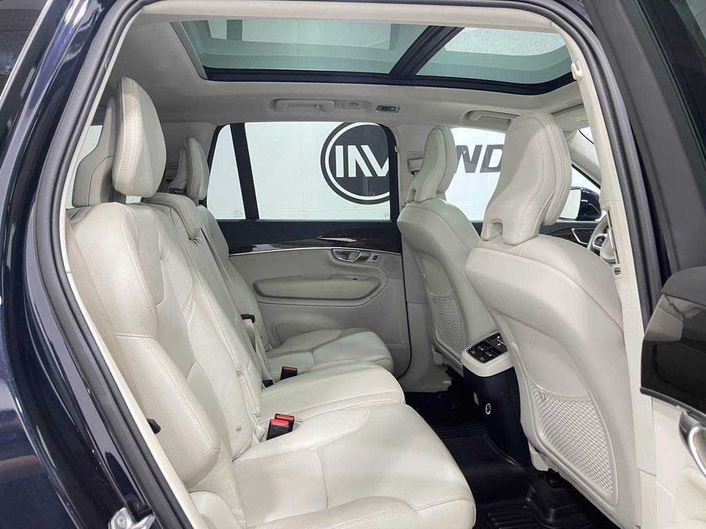 Used 2019 Volvo XC90 T6 Momentum image 34