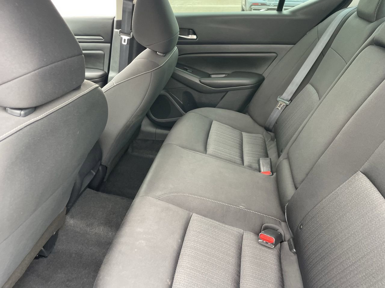 Used 2022 Nissan Altima 2.5 S FWD image 14