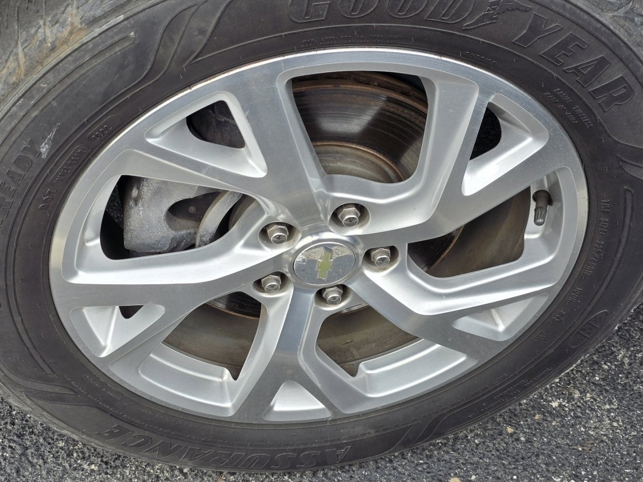 Used 2019 Chevrolet Equinox LT image 11