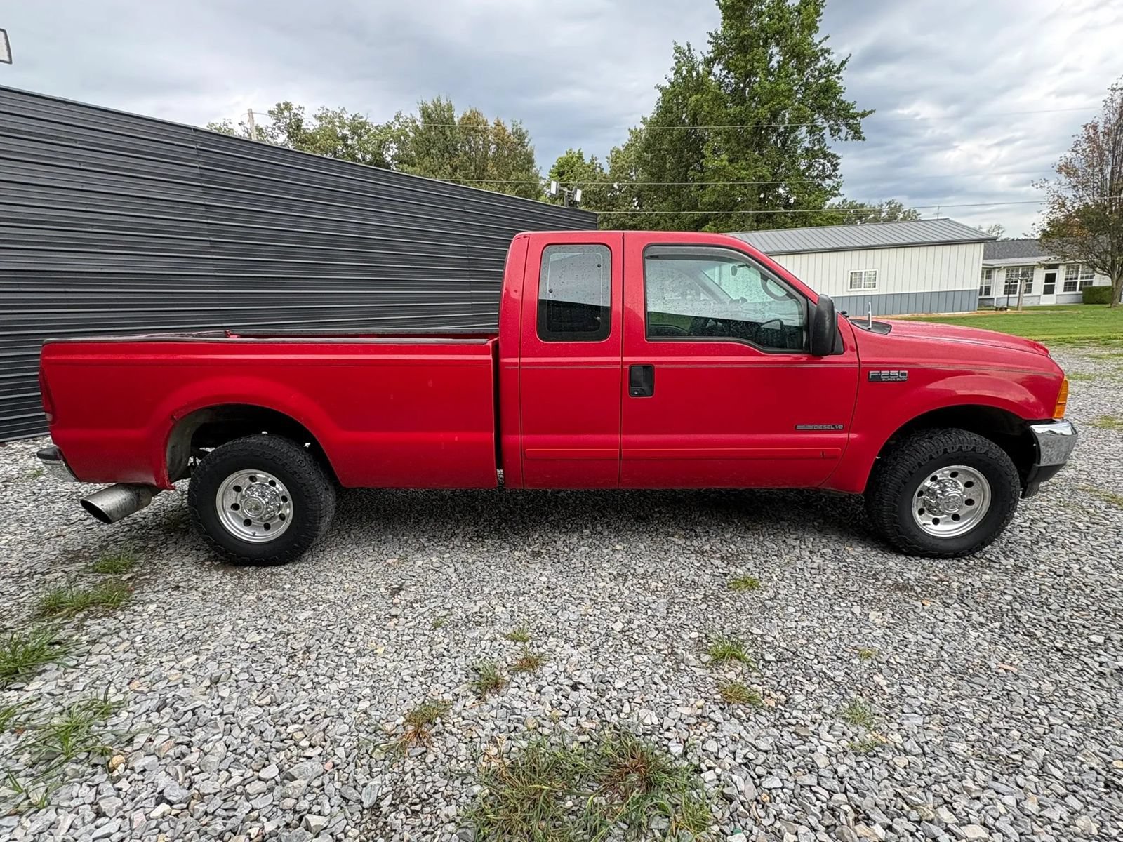 Used 2001 Ford F250 2WD SuperCab Super Duty image 4