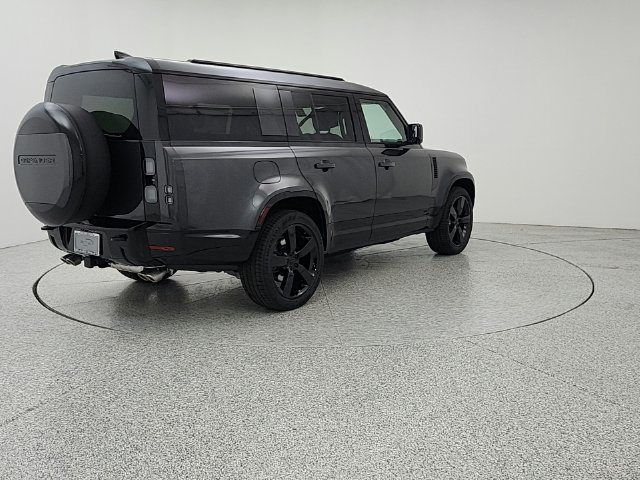 New 2026 Land Rover Defender 130 V8 AWD/4WD image 5
