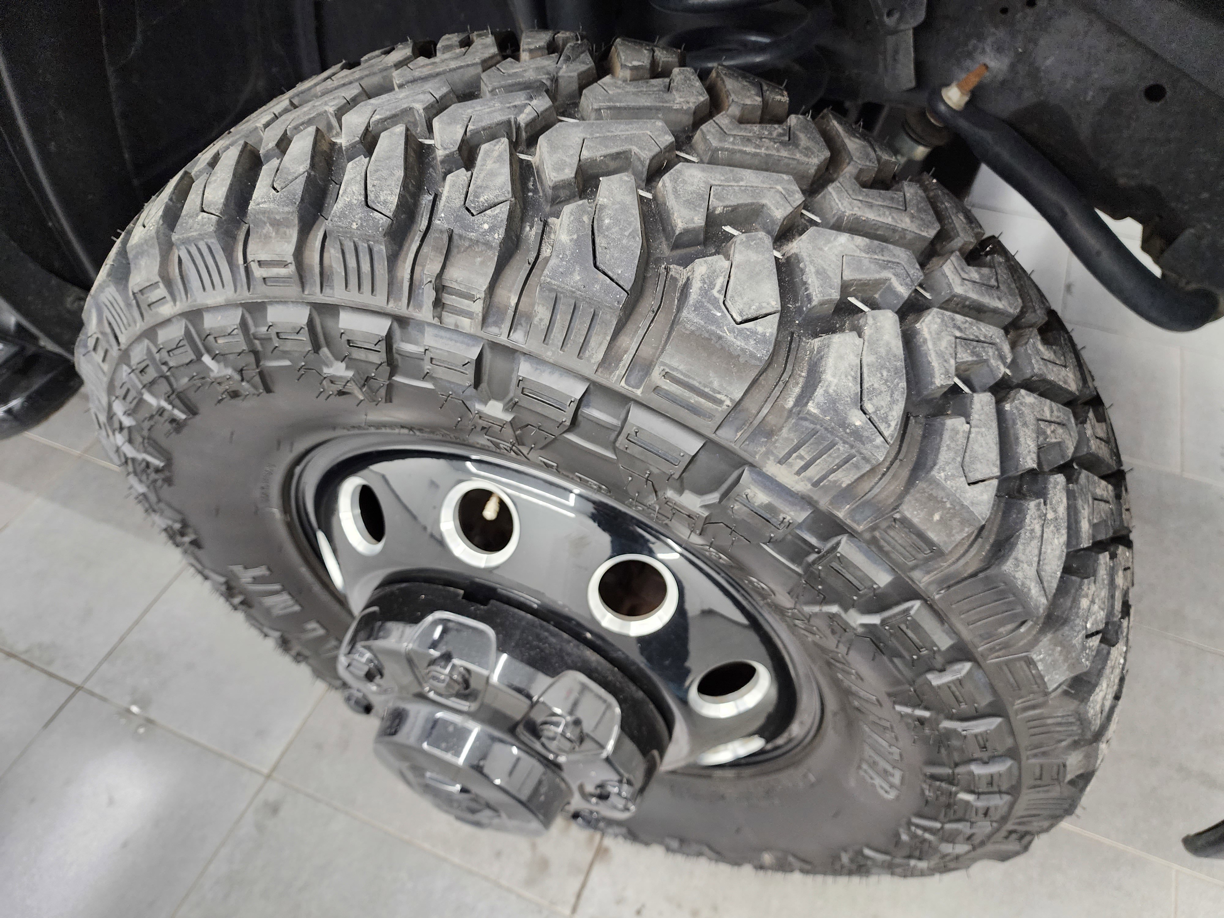 Used 2023 RAM 3500 Big Horn w/ Night Edition image 3