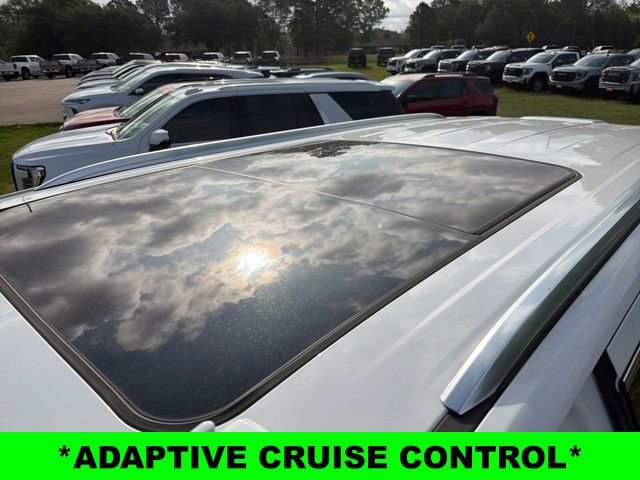 Used 2021 GMC Yukon Denali w/ Denali Premium Package image 13