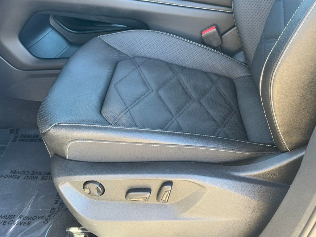 Used 2024 Volkswagen Atlas SE image 24