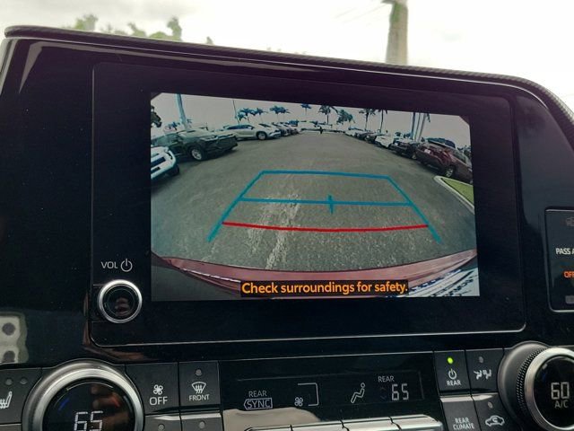 Used 2023 Toyota Highlander XSE AWD/4WD image 26