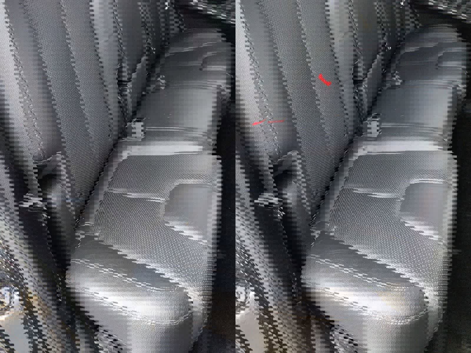 Used 2020 Hyundai Santa Fe SEL w/ Convenience + Premium Package image 19