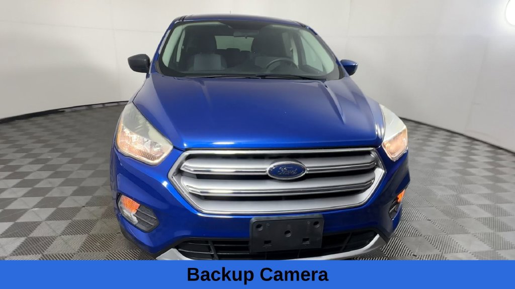 Used 2017 Ford Escape SE w/ SE Cold Weather Package FWD image 5