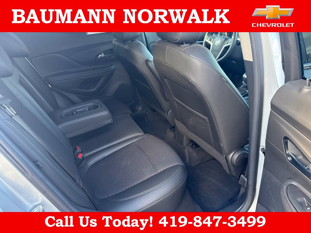 Used 2022 Buick Encore Preferred AWD/4WD image 23