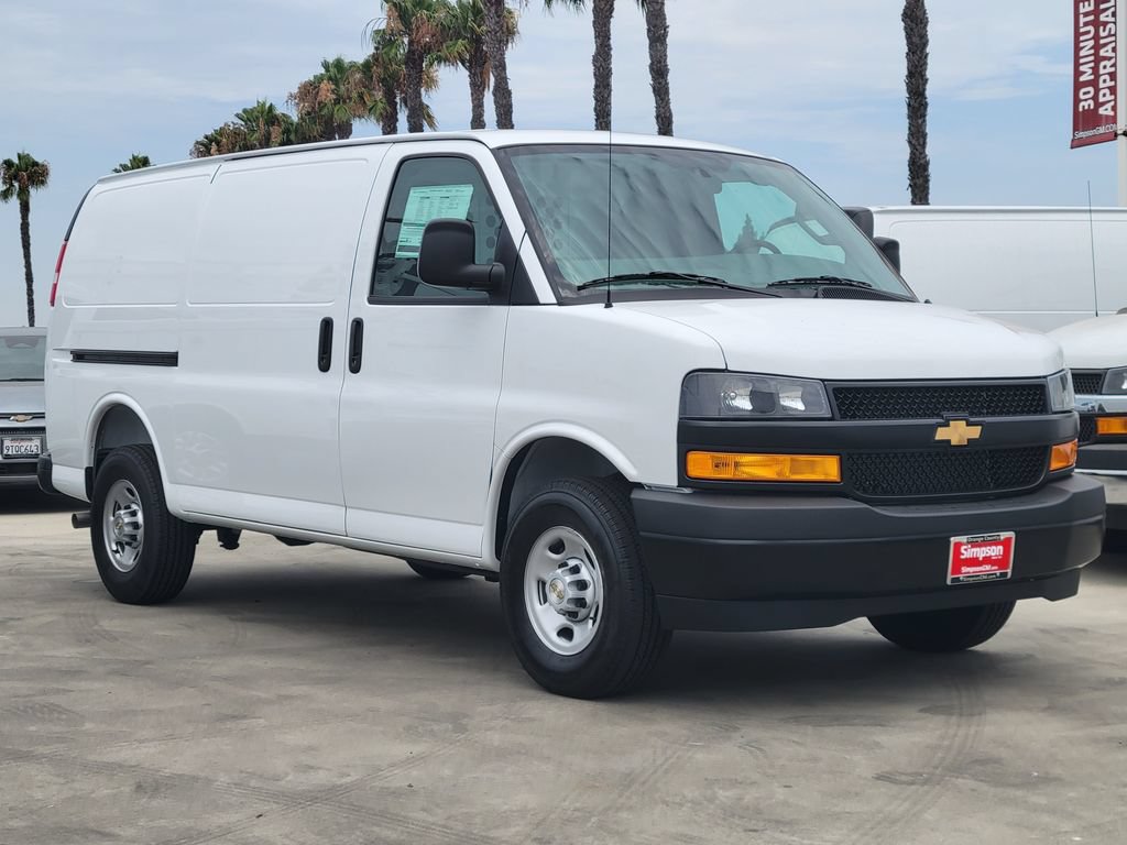 New 2026 Chevrolet Express 2500 w/ Driver Convenience Package RWD image 25
