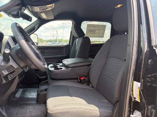 New 2026 RAM 3500 Tradesman AWD/4WD image 14