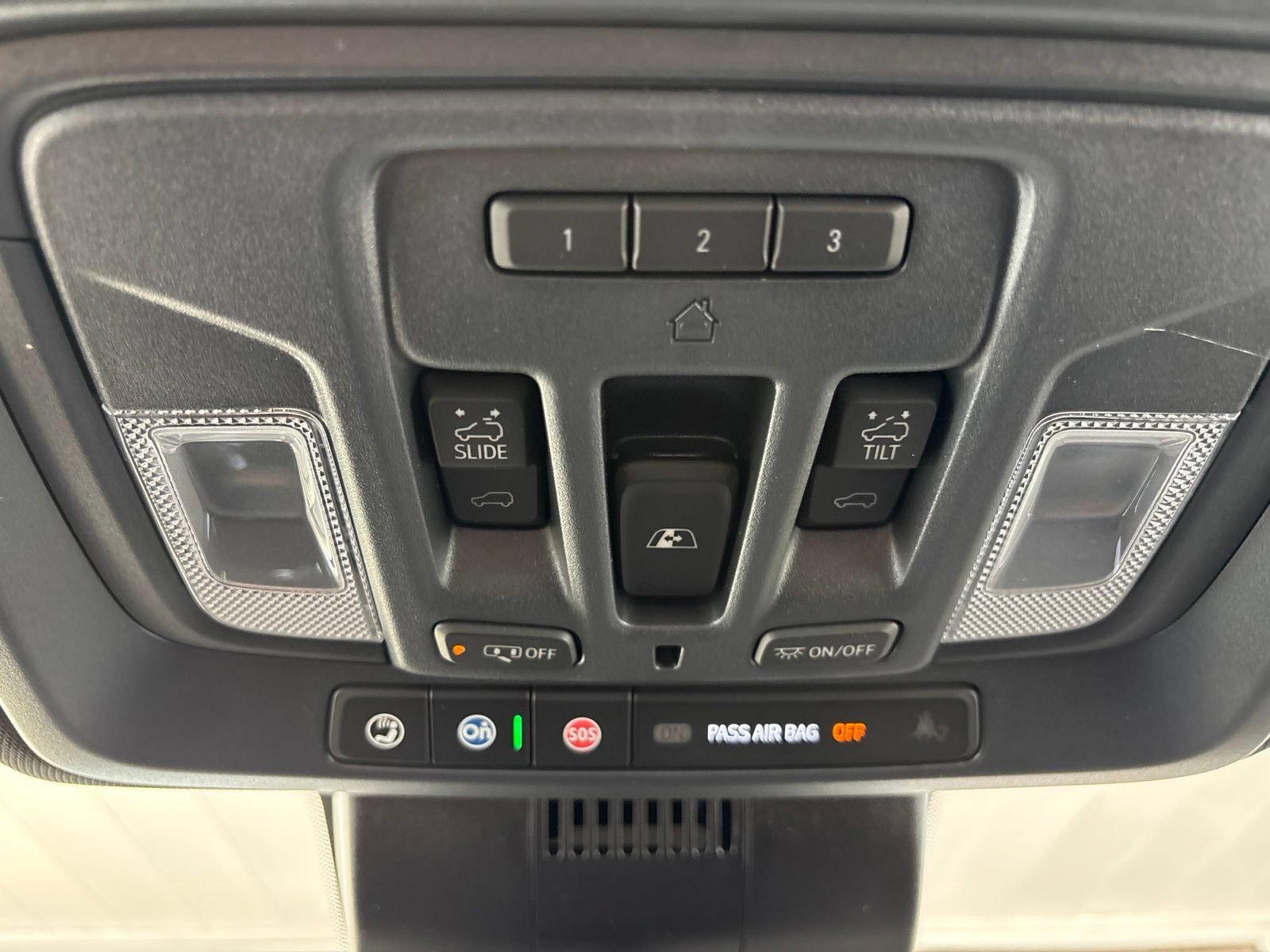 New 2026 GMC Sierra 2500 AT4 w/ AT4 Premium Plus Package AWD/4WD image 22