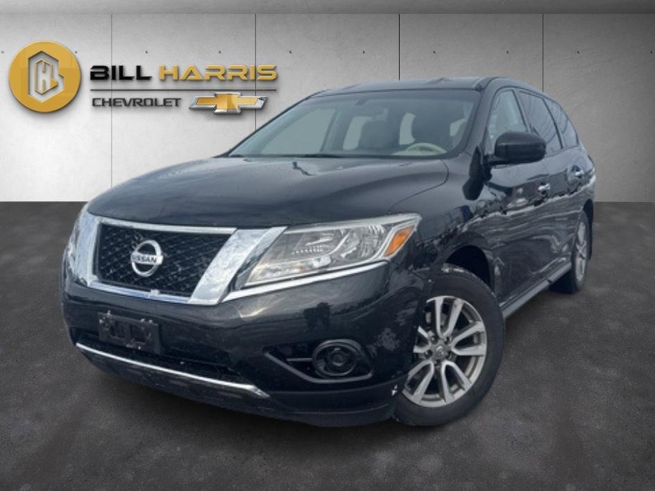 Used 2015 Nissan Pathfinder S image 1
