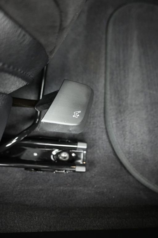Used 2022 Toyota Supra RWD image 34