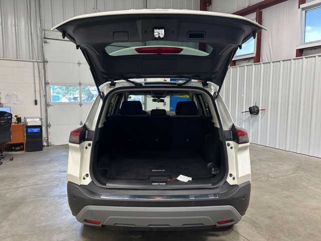 Used 2023 Nissan Rogue SV AWD/4WD image 20