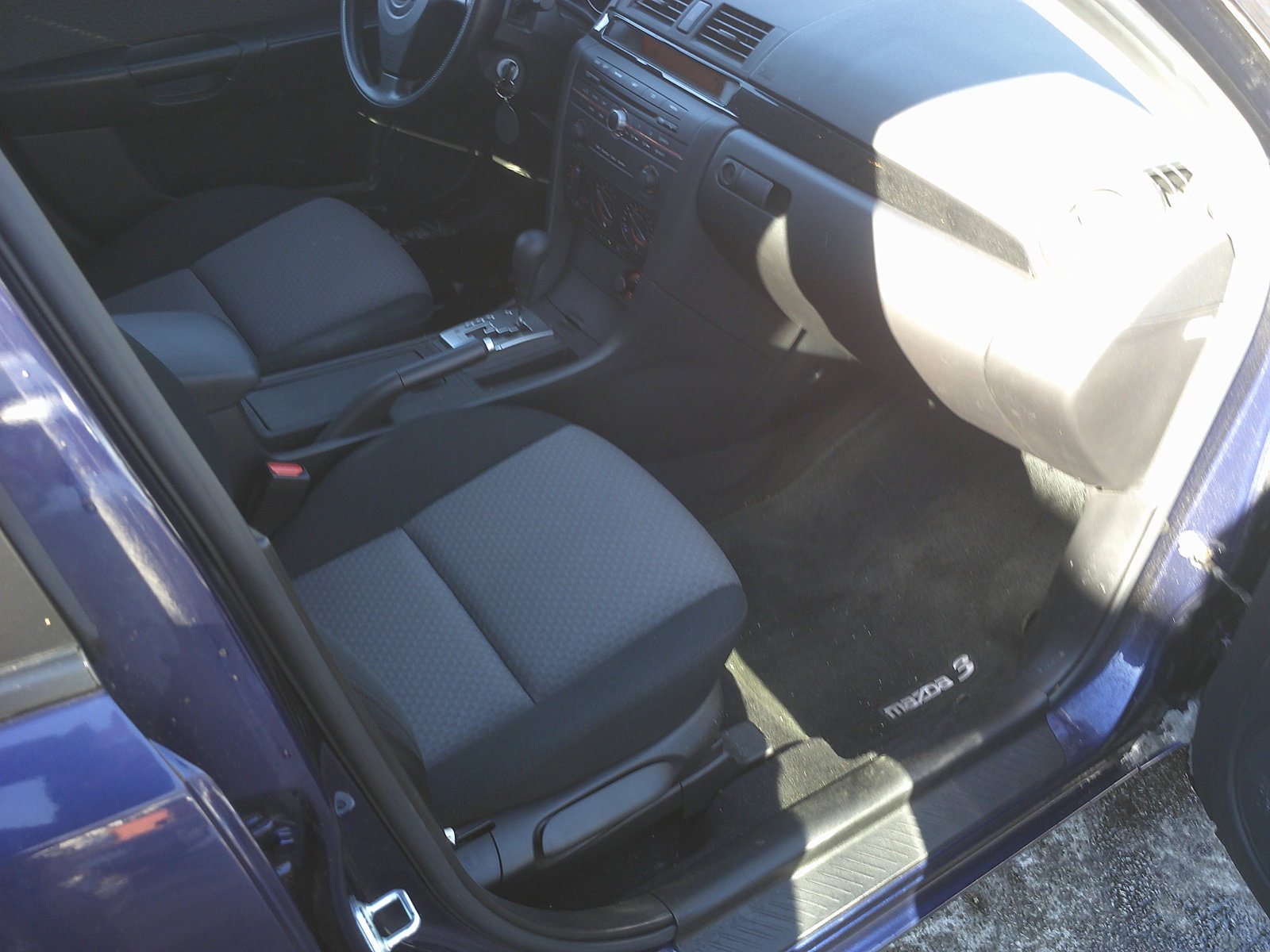 Used 2006 MAZDA MAZDA3 I image 11