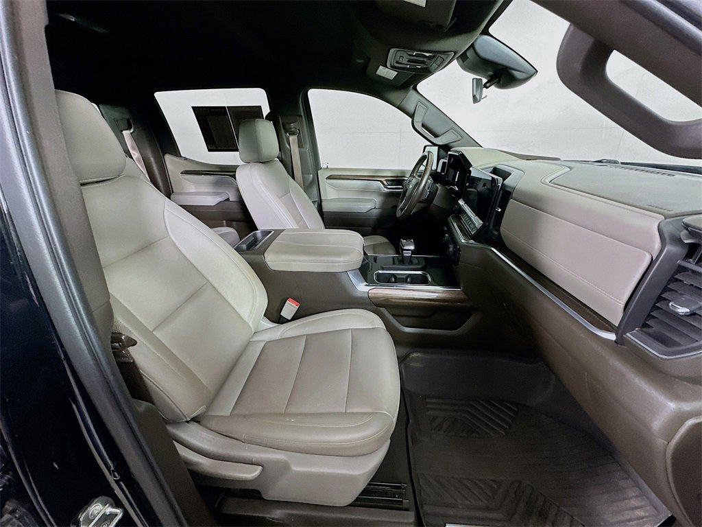 Used 2023 Chevrolet Silverado 1500 LT image 12