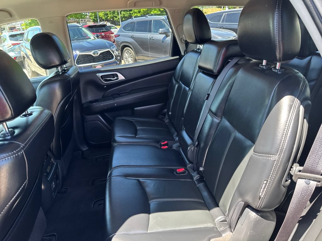 Used 2018 Nissan Pathfinder SL w/ Midnight Edition Package AWD/4WD image 37