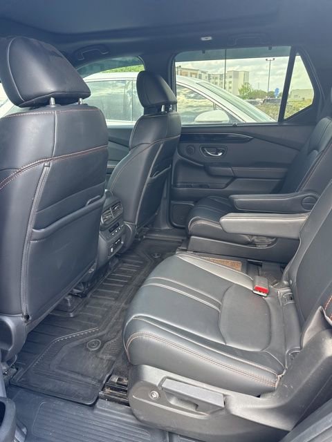 Used 2024 Honda Pilot TrailSport image 4