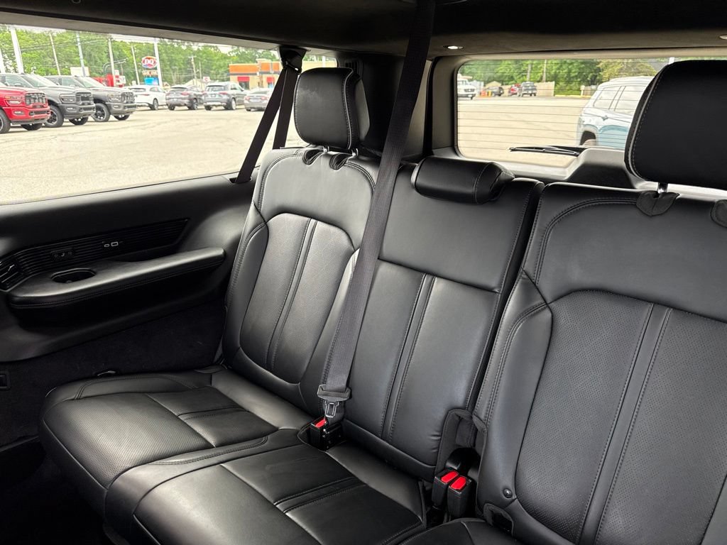 Used 2024 Jeep Grand Wagoneer L Series II w/ Quick Order Packagew 28T AWD/4WD image 80