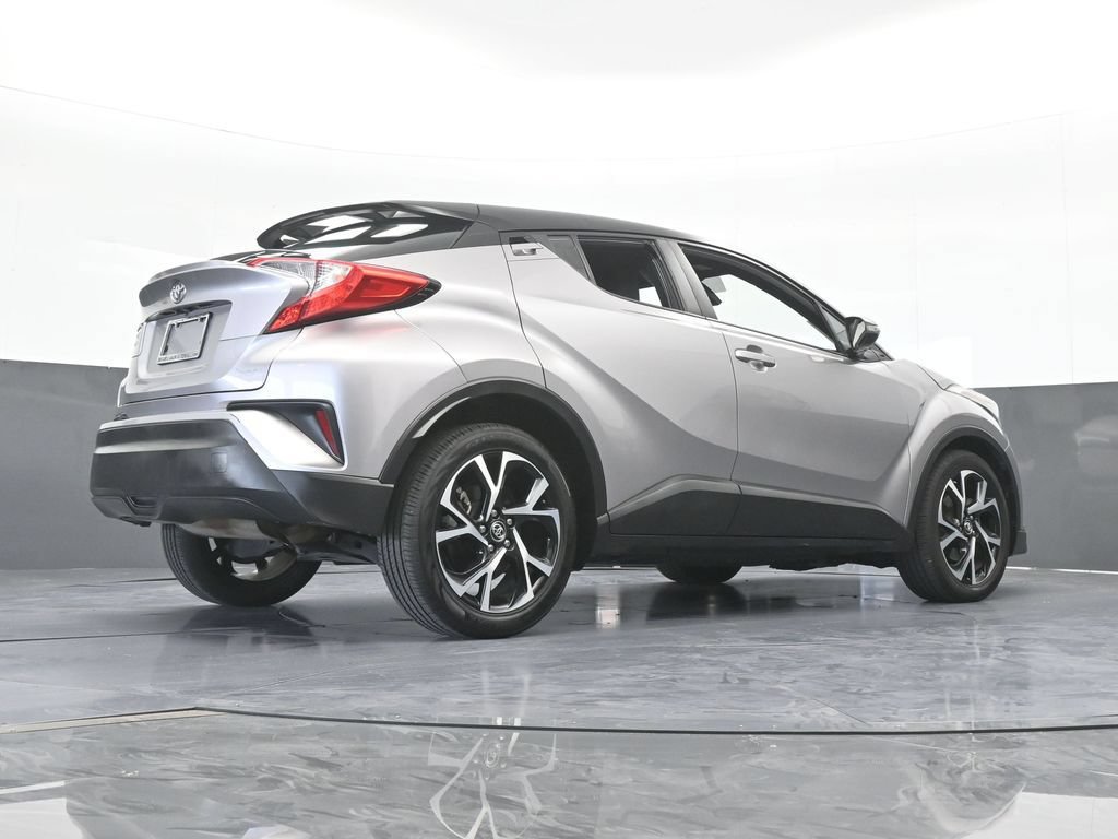 Used 2019 Toyota C-HR XLE FWD image 59