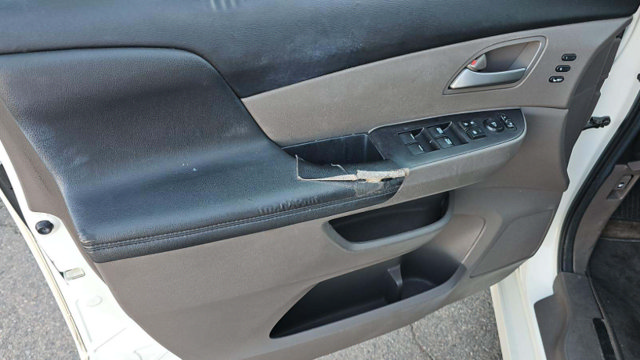 Used 2013 Honda Odyssey Touring image 16
