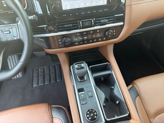 Used 2025 Nissan Pathfinder Platinum w/ Cargo Package AWD/4WD image 25