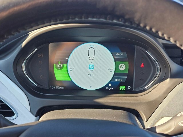 Used 2018 Chevrolet Bolt Premier w/ Driver Confidence II Package FWD image 30