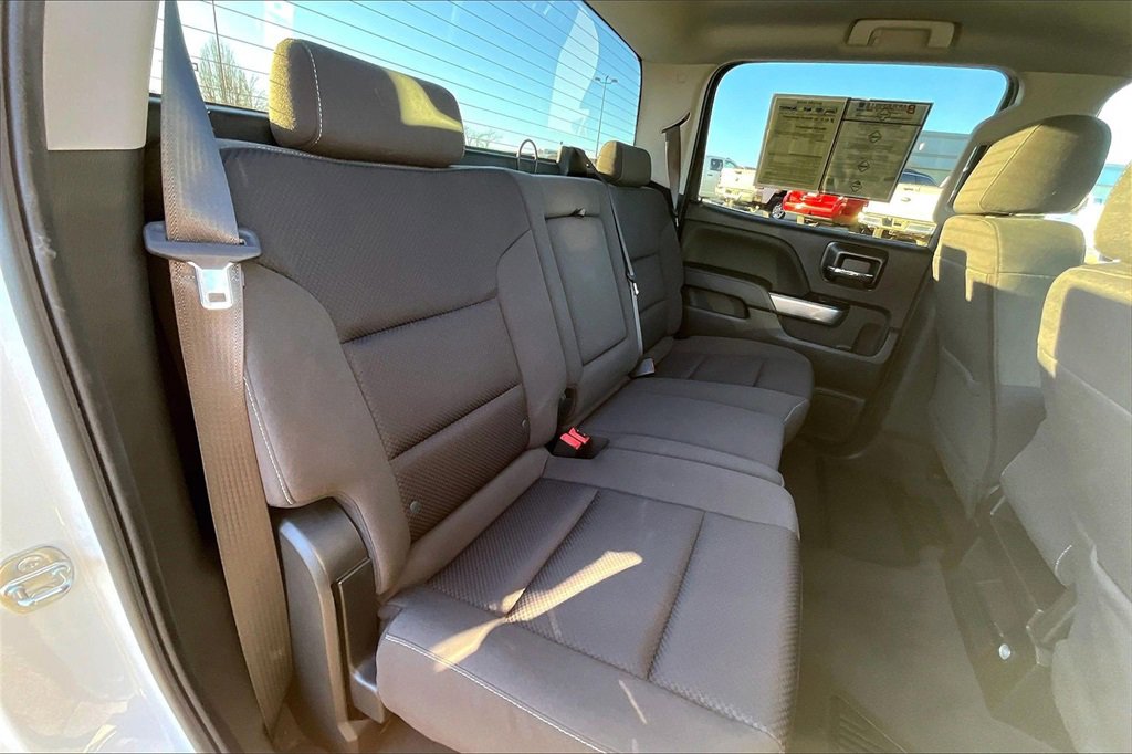 Used 2018 Chevrolet Silverado 1500 LT w/ All Star Edition image 23