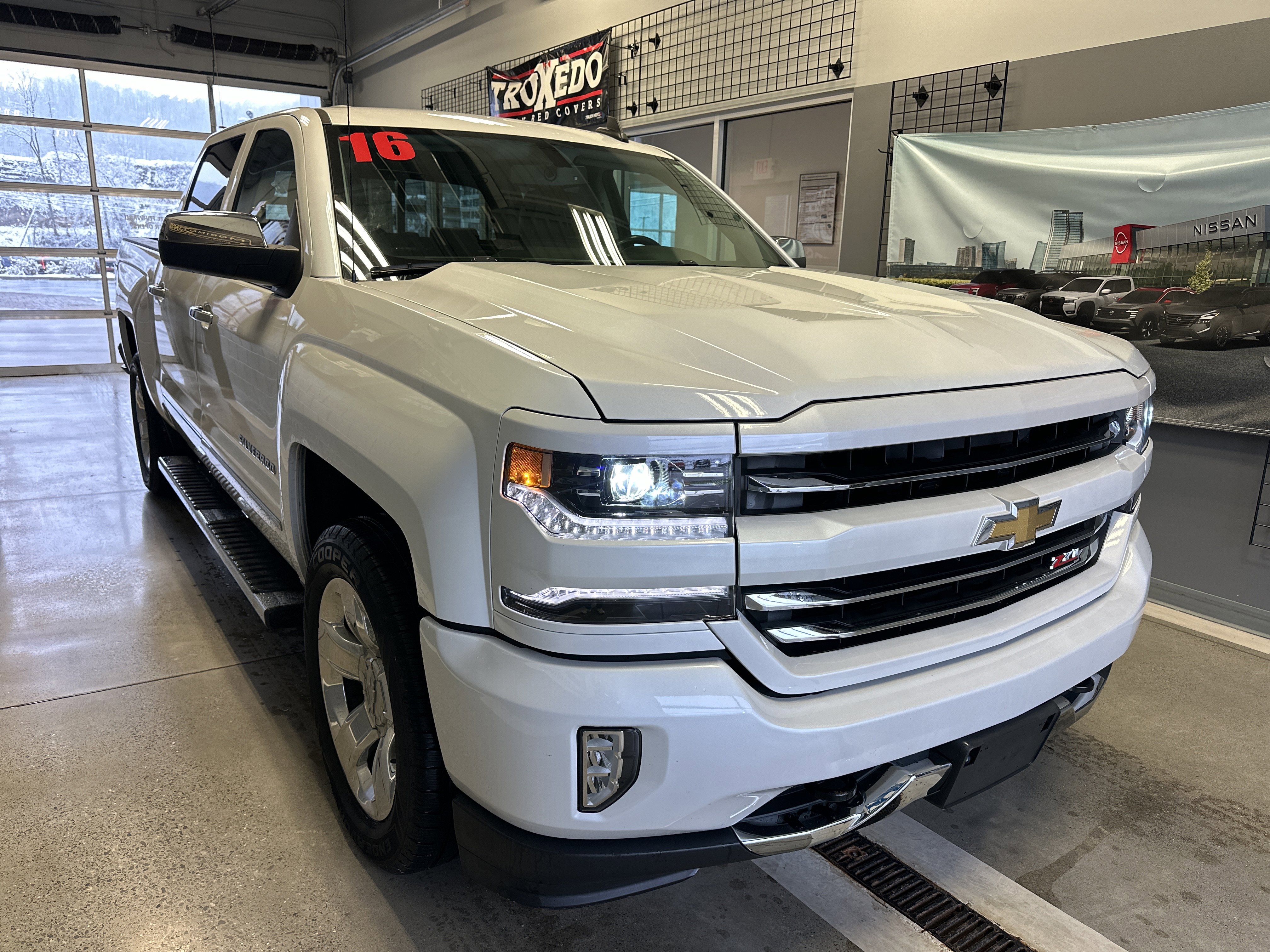 Used 2016 Chevrolet Silverado 1500 LTZ Z71 image 28