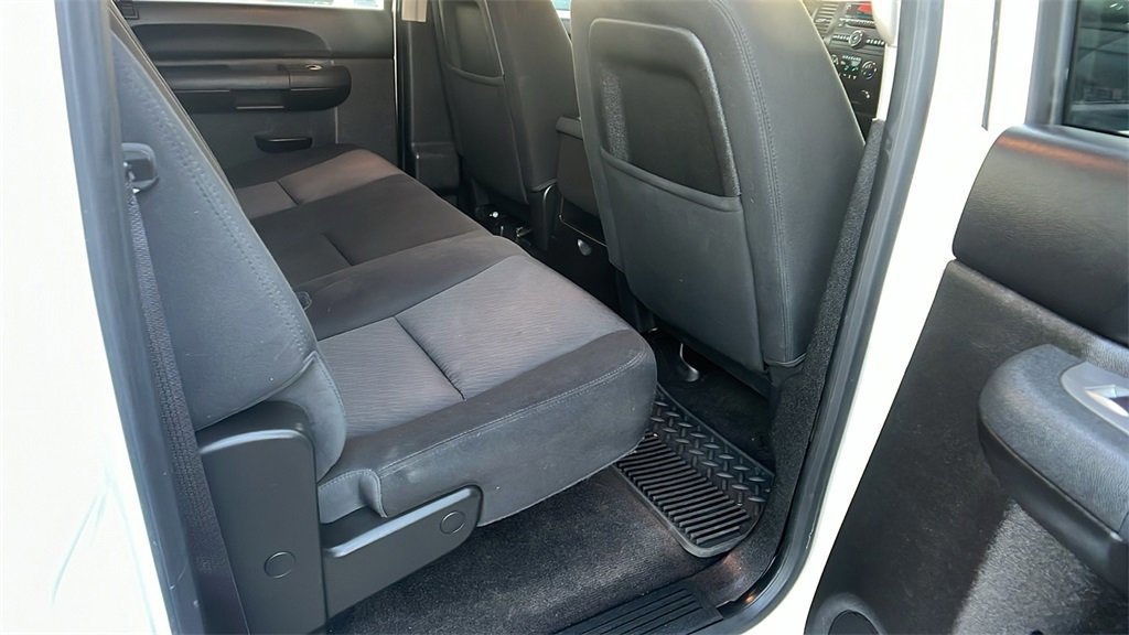 Used 2014 GMC Sierra 2500 SLE w/ SLE Preferred Package image 19