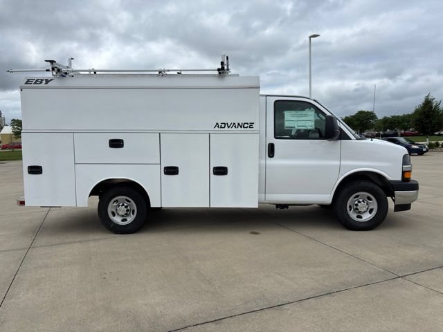 New 2026 Chevrolet Express 3500 w/ Power Convenience Package RWD image 25