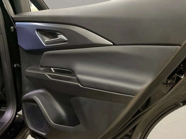 Used 2024 Chevrolet Equinox EV LT FWD image 68