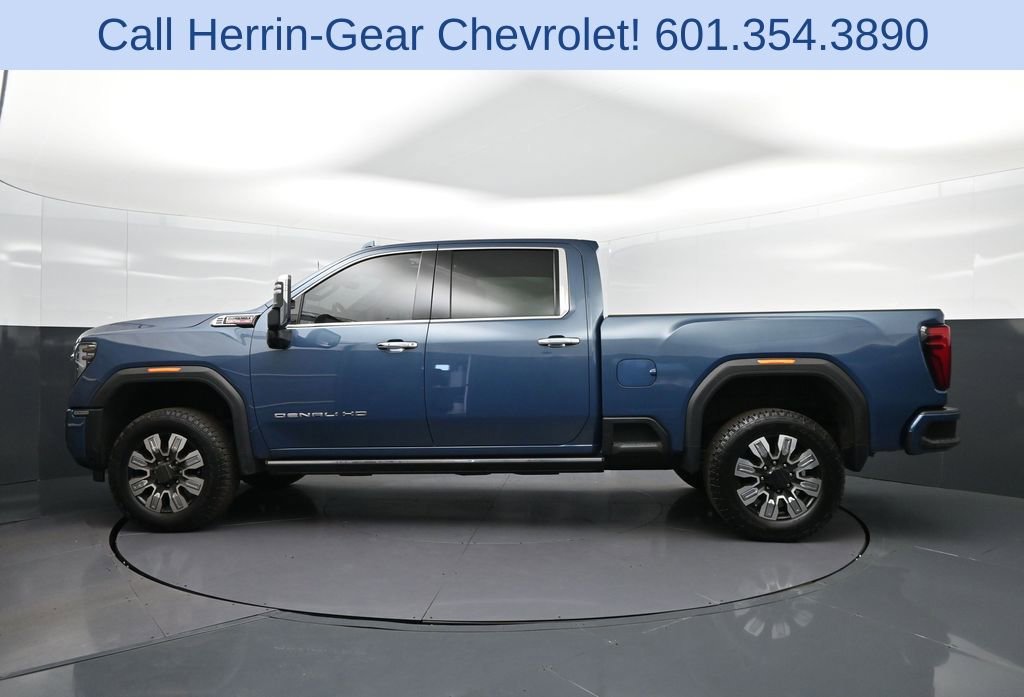 Used 2024 GMC Sierra 2500 Denali w/ Denali Reserve Package image 4