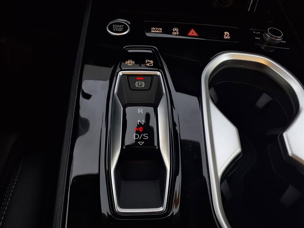 New 2026 Audi A6 Premium Plus image 16