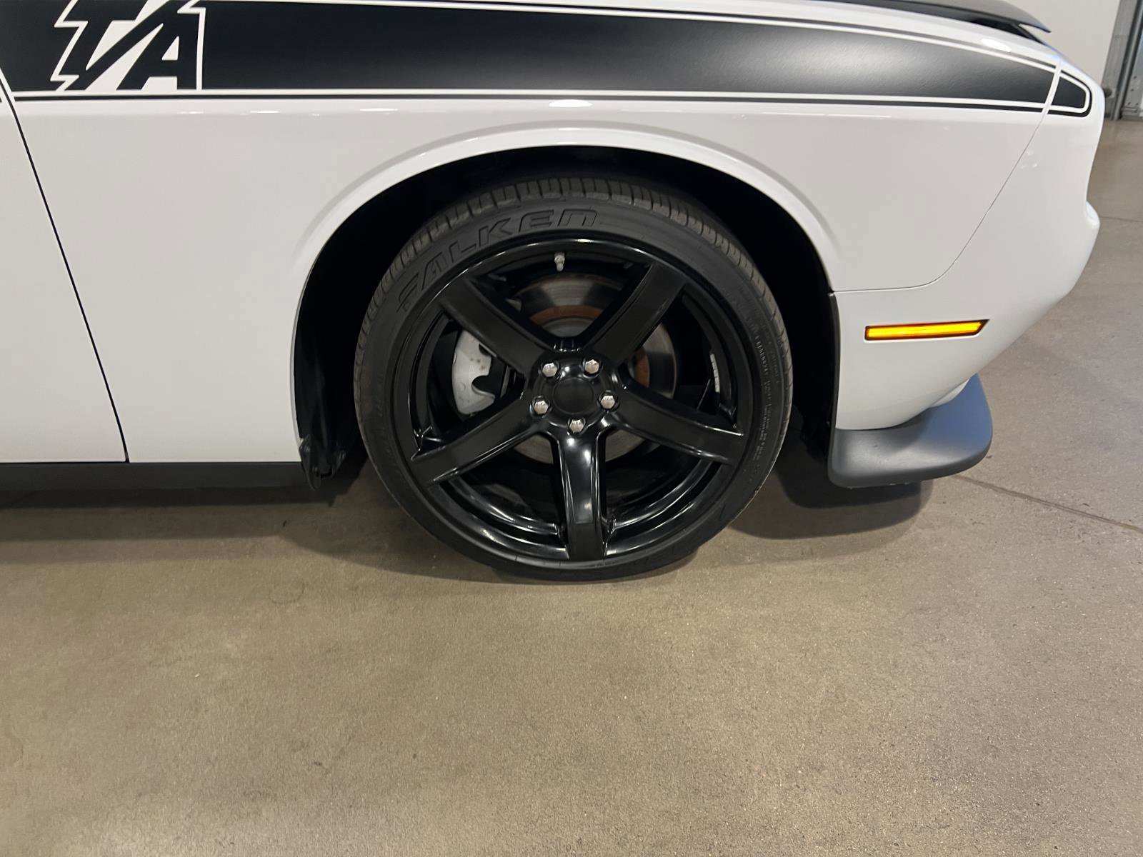 Used 2023 Dodge Challenger R/T w/ T/A Package image 35