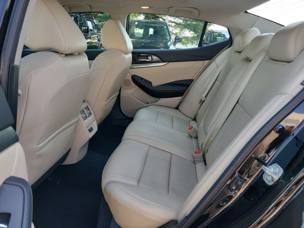 Used 2020 Nissan Maxima 3.5 SL w/ Floor Mat Group FWD image 27