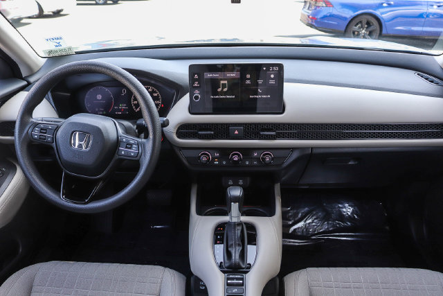 Used 2027 Honda HR-V LX image 13