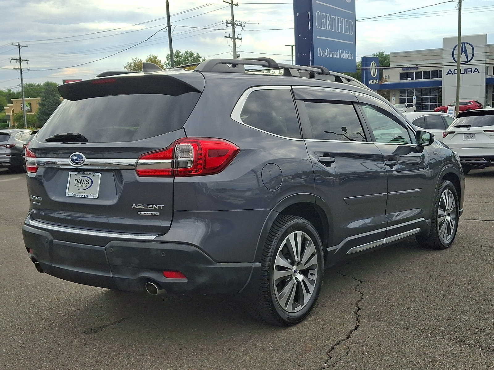 Used 2020 Subaru Ascent Limited w/ Technology Package AWD/4WD image 4