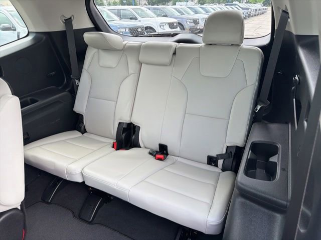 Used 2022 Kia Telluride EX w/ EX Premium Package AWD/4WD image 17